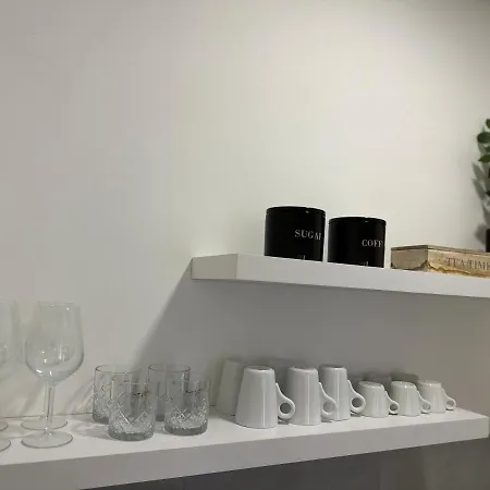 Ellamar Center דירה *